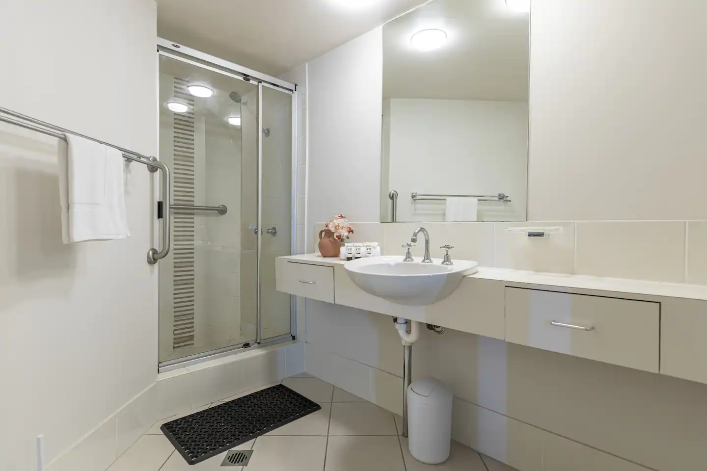 Master ensuite bathroom at Rosaire @ Cotton Tree, Cotton Tree Maroochydore